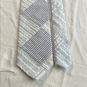 Brooks Brothers Blue and White Striped Tie